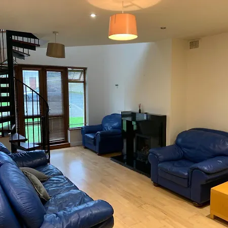 2 Bed Lägenhet *